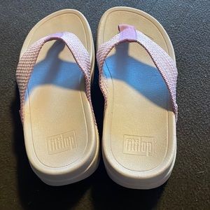 Women’s fitflop sandals